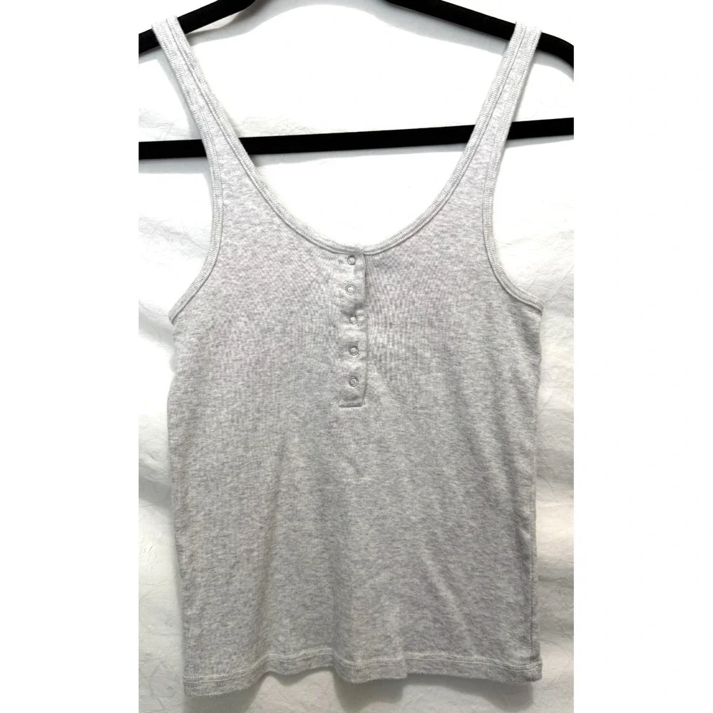 Brandy‎ Melville O/S Women's Gray Cropped 1/4 Snap Front Fitted Cropped Tank Top